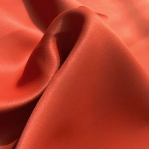 Verduisterend oranje brandvertragend vouwgordijn