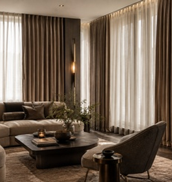 Hotel chic met gordijnen: luxe zit in materiaal, laagjes en detail
